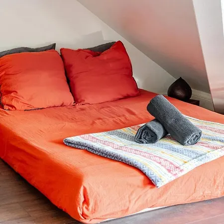 Duplex - 25 Min Du Centre De Paris - Avec Parking Plaisir